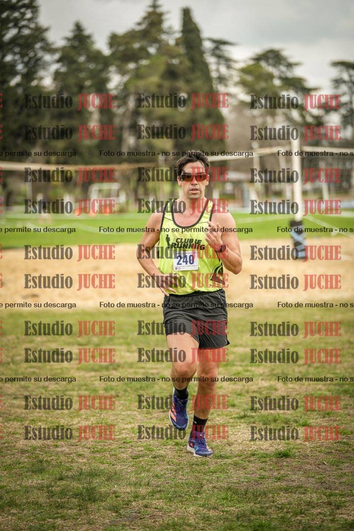 Fotos de la llegada del cross de 6000mts - Running Teams