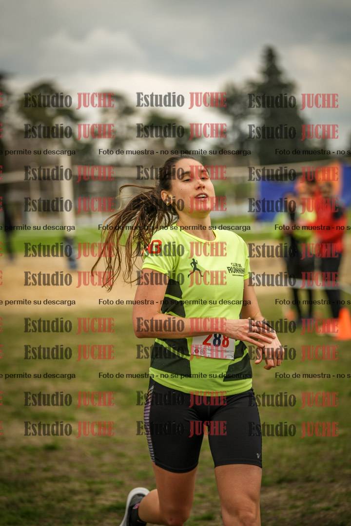Fotos de la llegada del cross de 6000mts - Running Teams