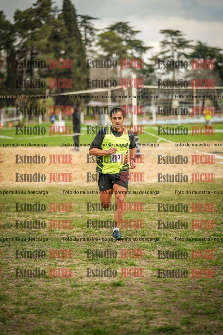 Fotos de la llegada del cross de 6000mts - Running Teams