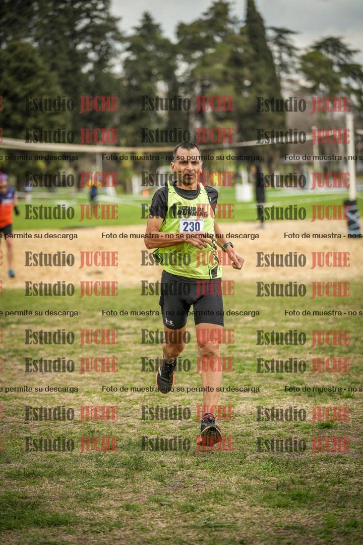 Fotos de la llegada del cross de 6000mts - Running Teams