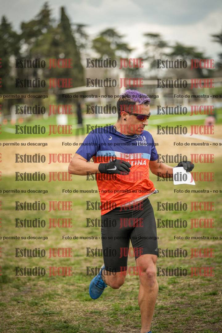 Fotos de la llegada del cross de 6000mts - Running Teams