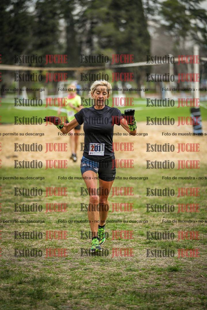 Fotos de la llegada del cross de 6000mts - Running Teams