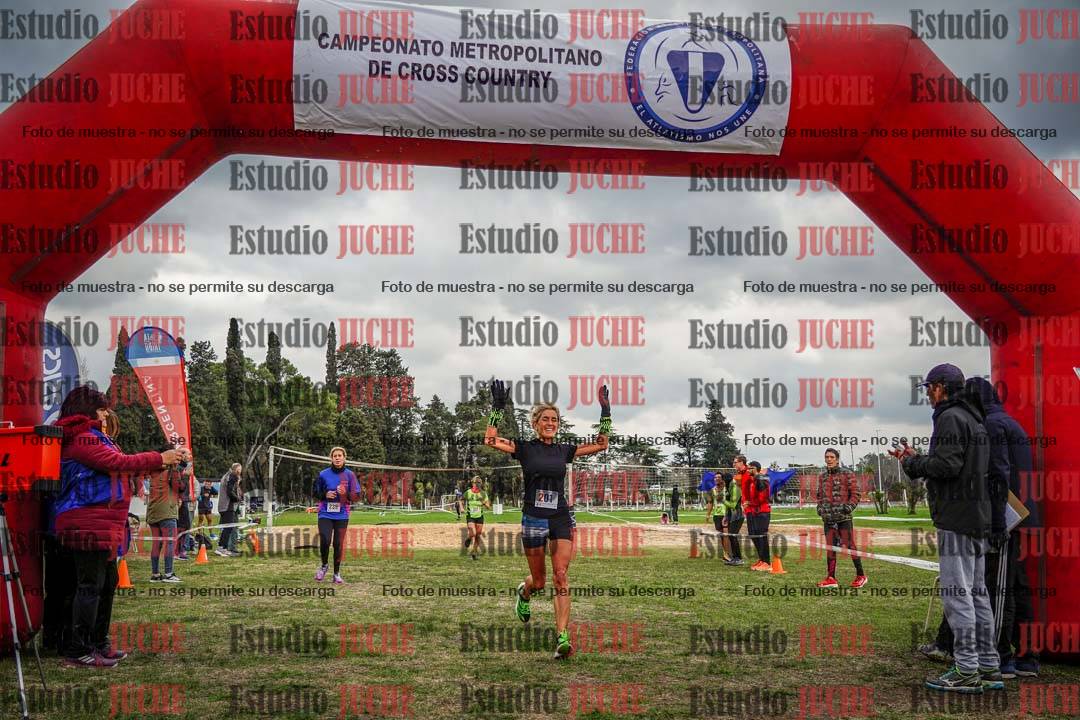 Fotos de la llegada del cross de 6000mts - Running Teams