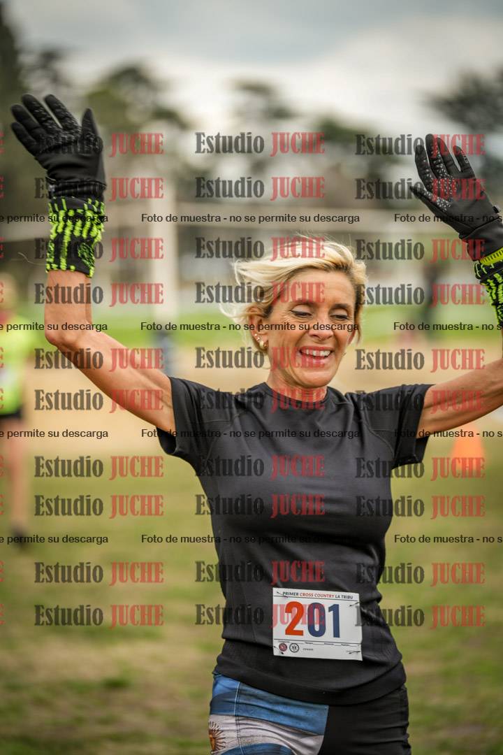 Fotos de la llegada del cross de 6000mts - Running Teams