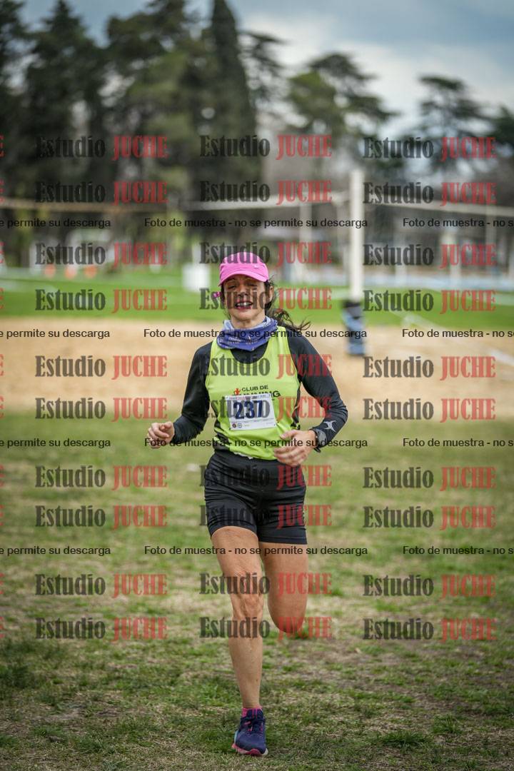 Fotos de la llegada del cross de 6000mts - Running Teams