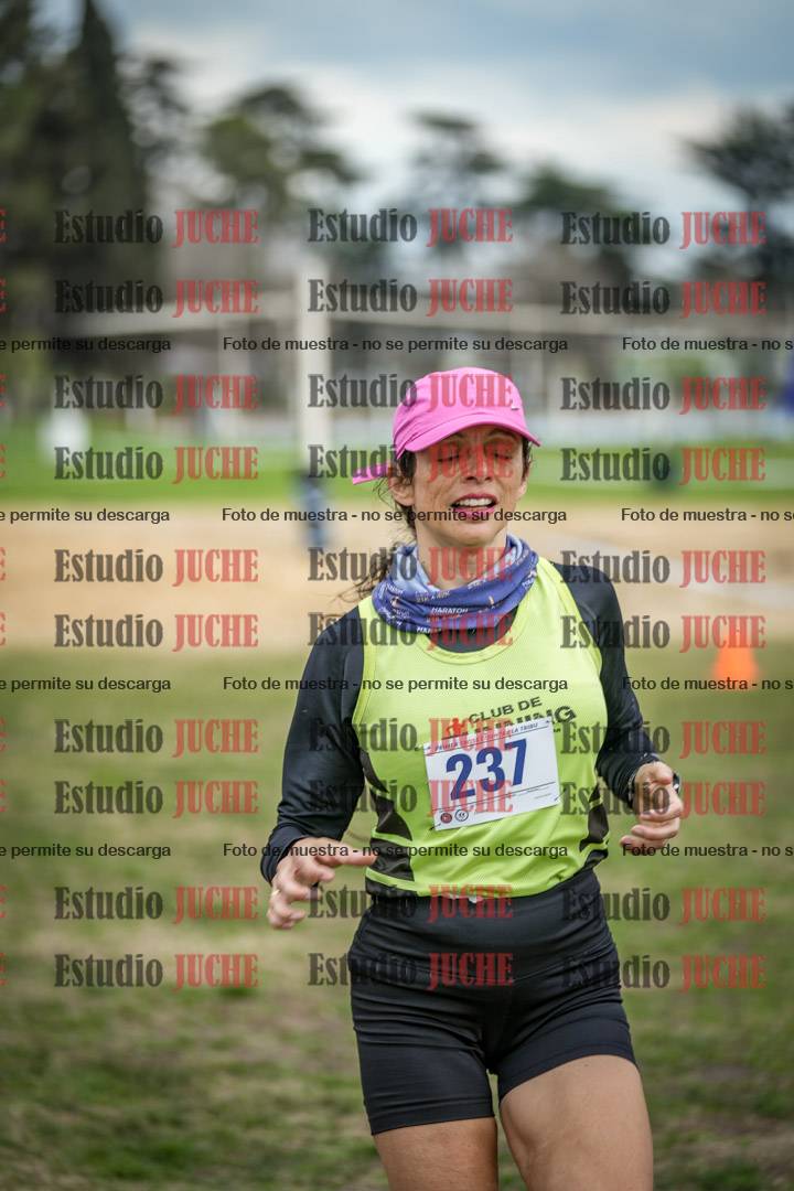 Fotos de la llegada del cross de 6000mts - Running Teams
