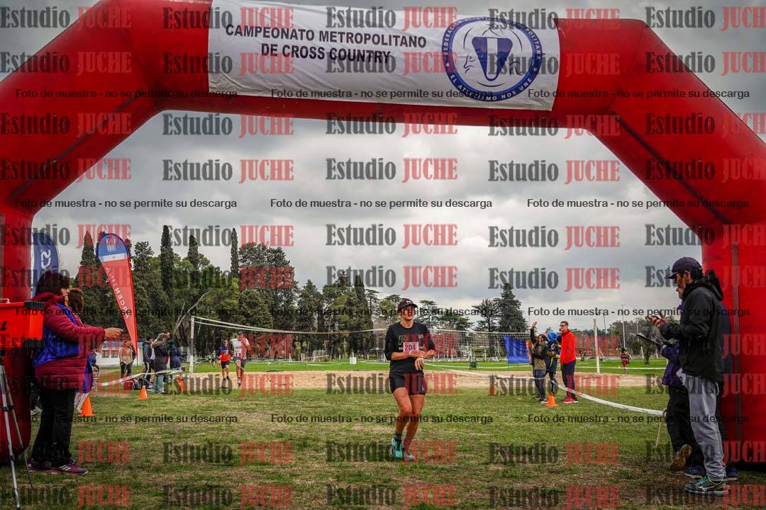 Fotos de la llegada del cross de 6000mts - Running Teams