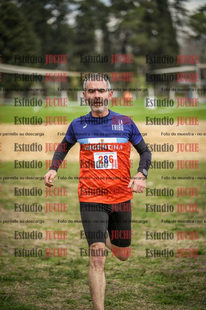 Fotos de la llegada del cross de 6000mts - Running Teams