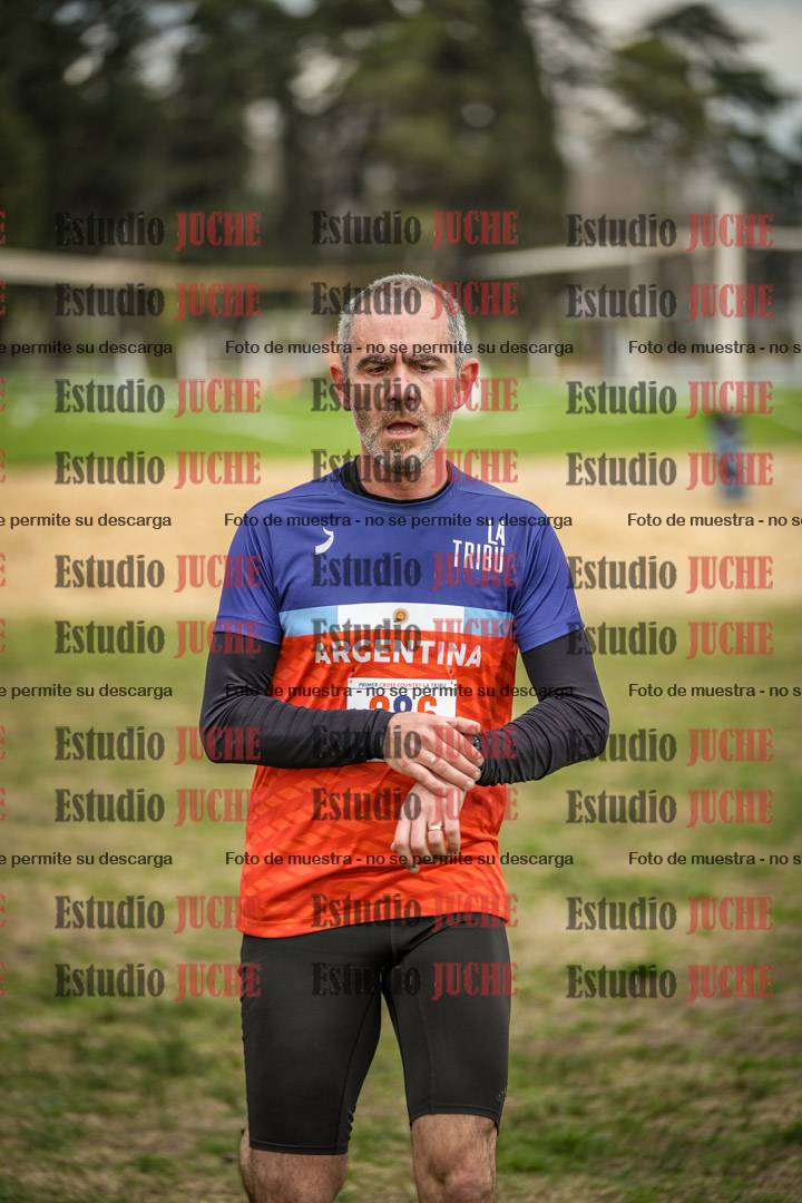 Fotos de la llegada del cross de 6000mts - Running Teams