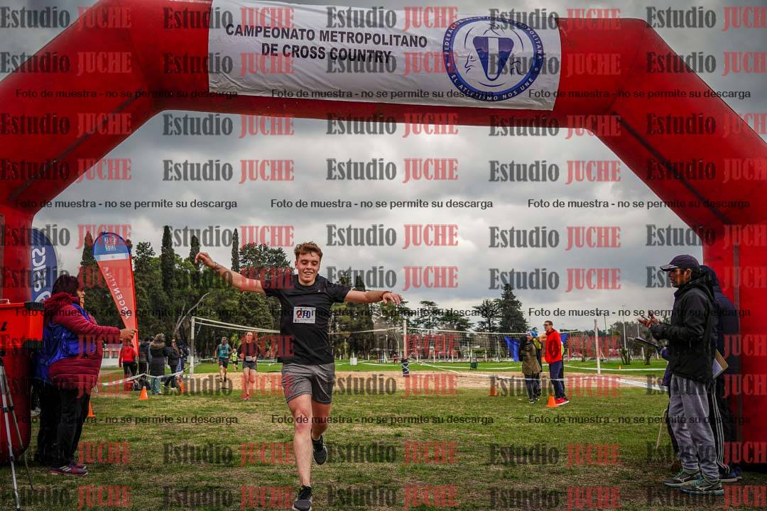 Fotos de la llegada del cross de 6000mts - Running Teams