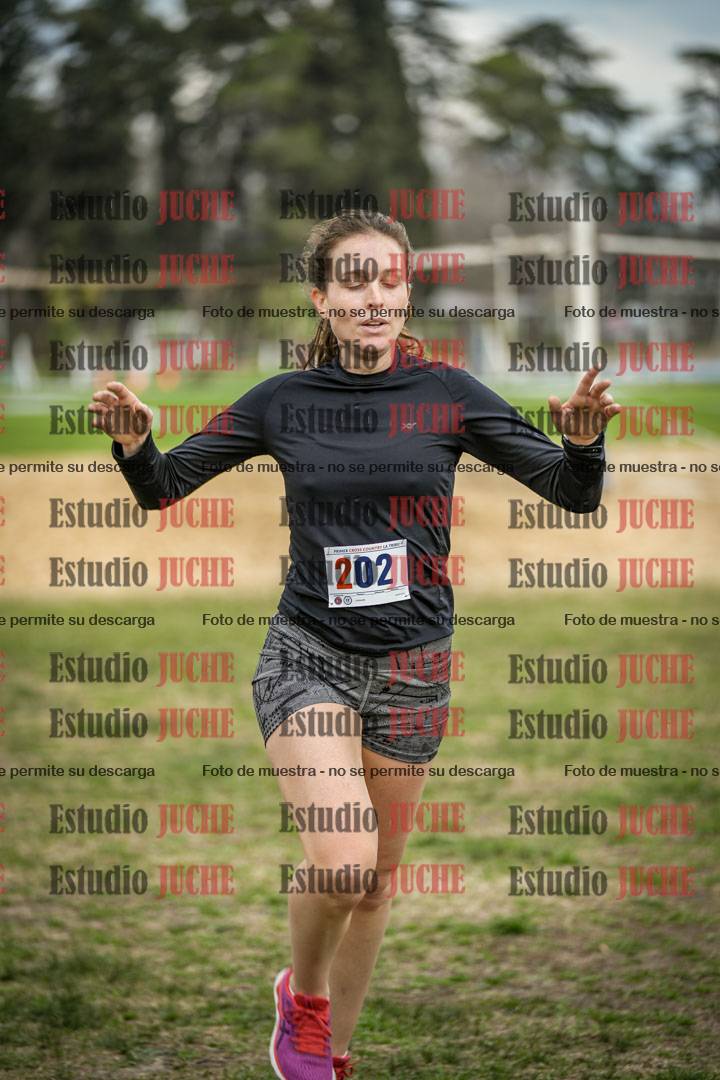 Fotos de la llegada del cross de 6000mts - Running Teams