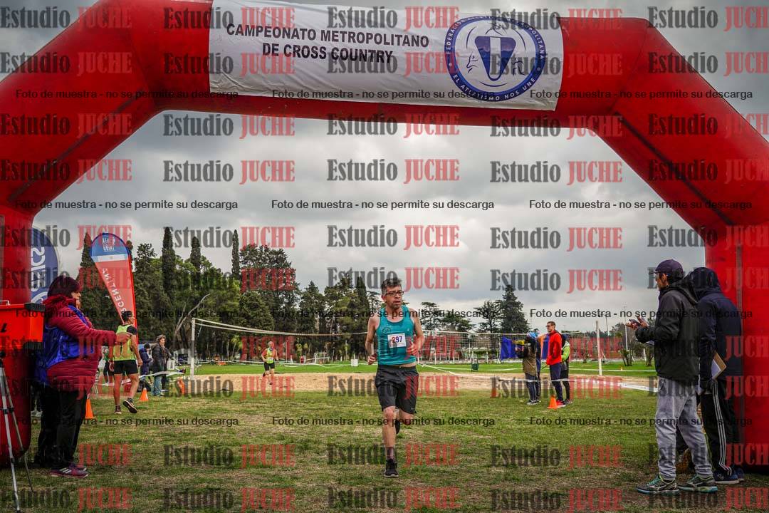 Fotos de la llegada del cross de 6000mts - Running Teams