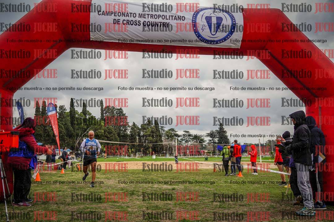 Fotos de la llegada del cross de 6000mts - Running Teams
