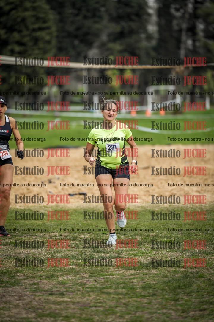 Fotos de la llegada del cross de 6000mts - Running Teams