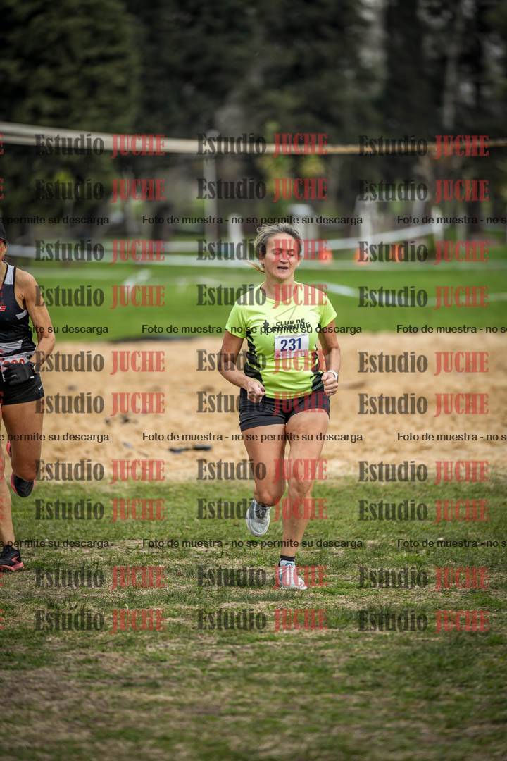 Fotos de la llegada del cross de 6000mts - Running Teams