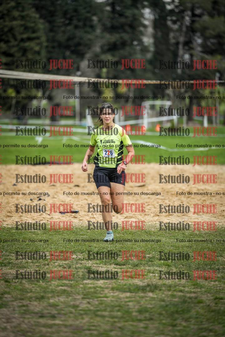 Fotos de la llegada del cross de 6000mts - Running Teams
