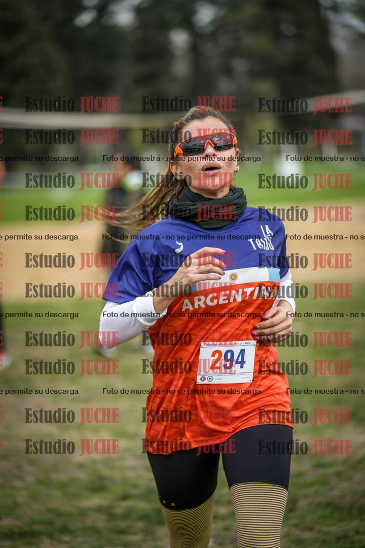 Fotos de la llegada del cross de 6000mts - Running Teams