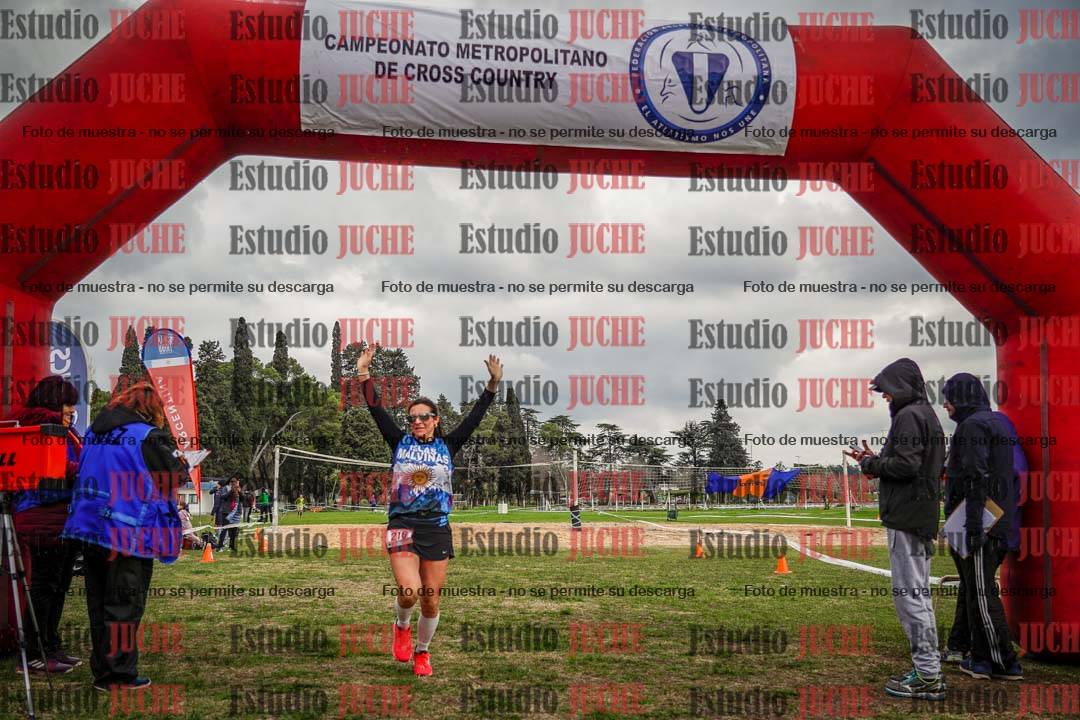 Fotos de la llegada del cross de 6000mts - Running Teams