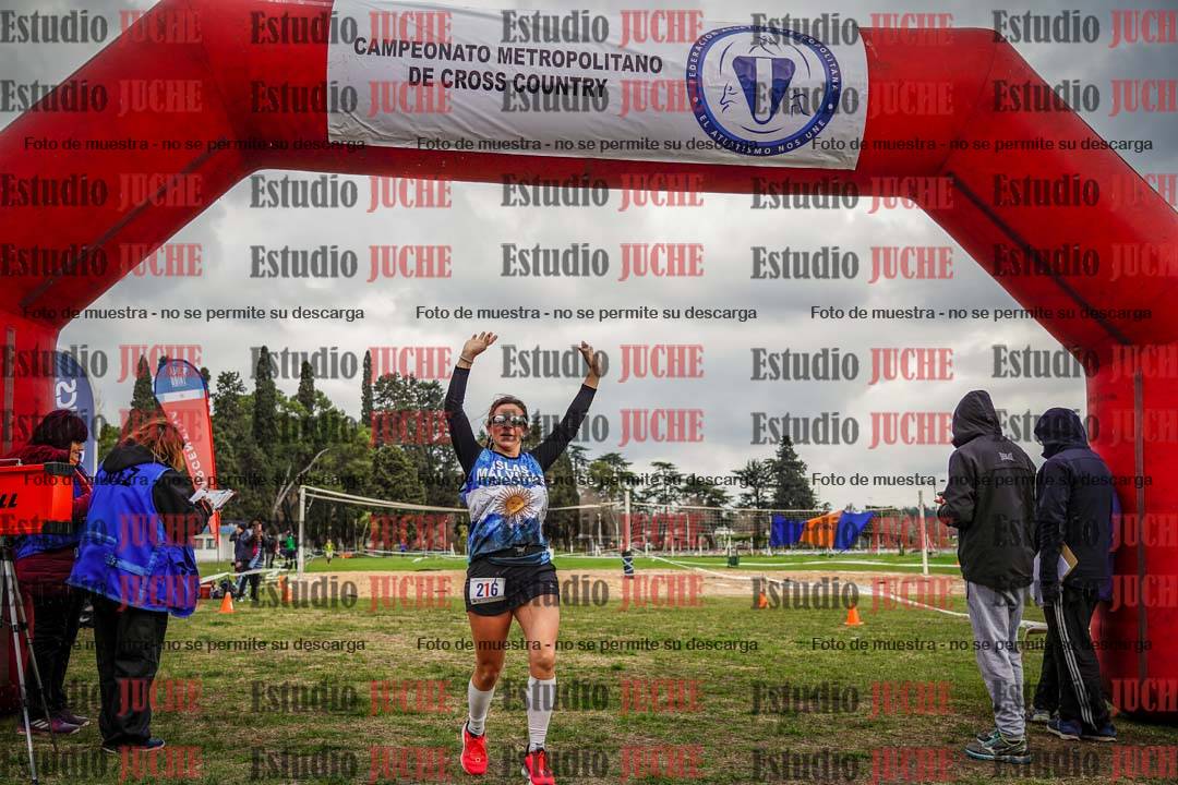Fotos de la llegada del cross de 6000mts - Running Teams
