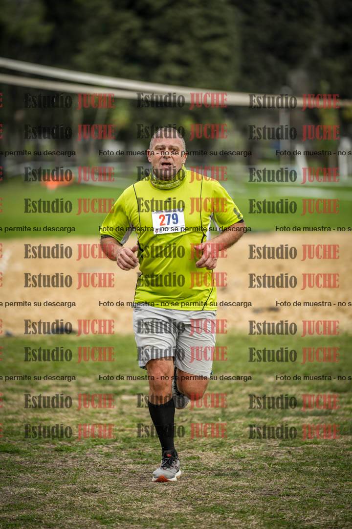 Fotos de la llegada del cross de 6000mts - Running Teams