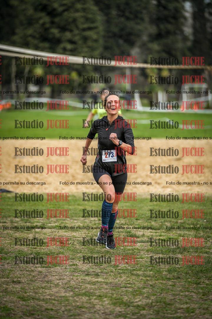 Fotos de la llegada del cross de 6000mts - Running Teams