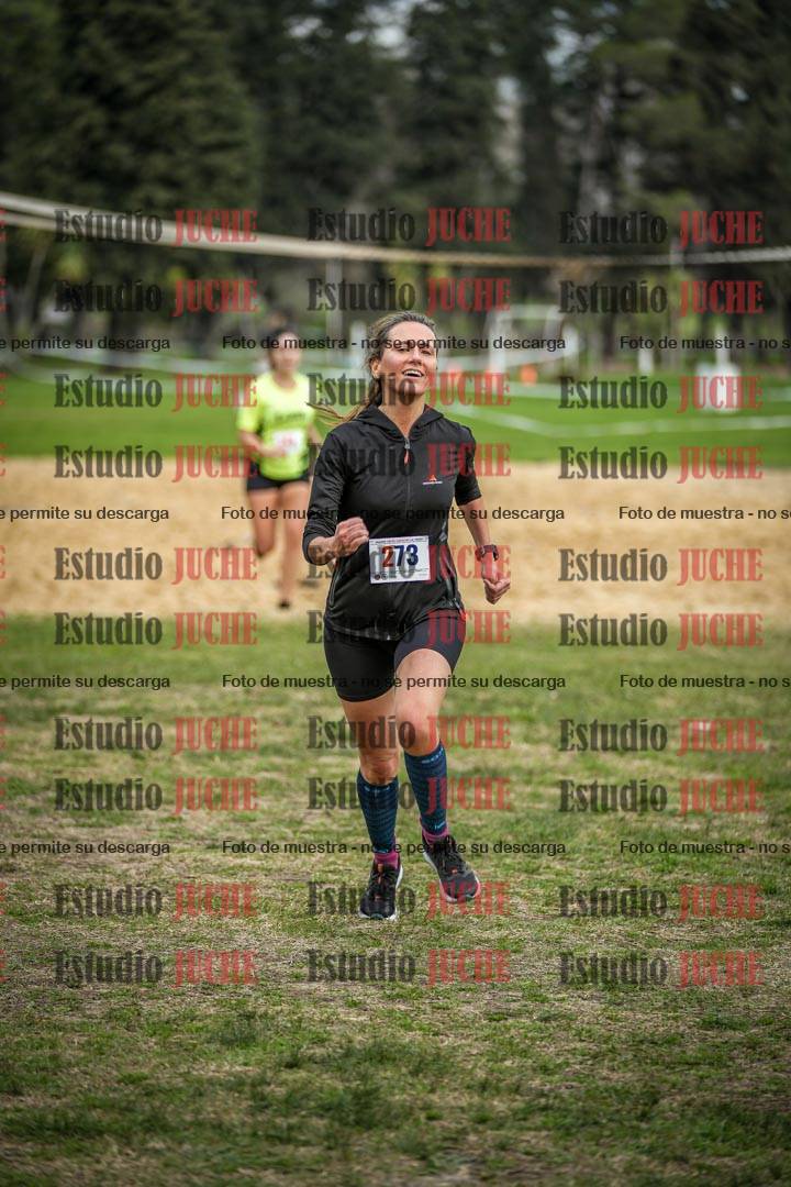 Fotos de la llegada del cross de 6000mts - Running Teams