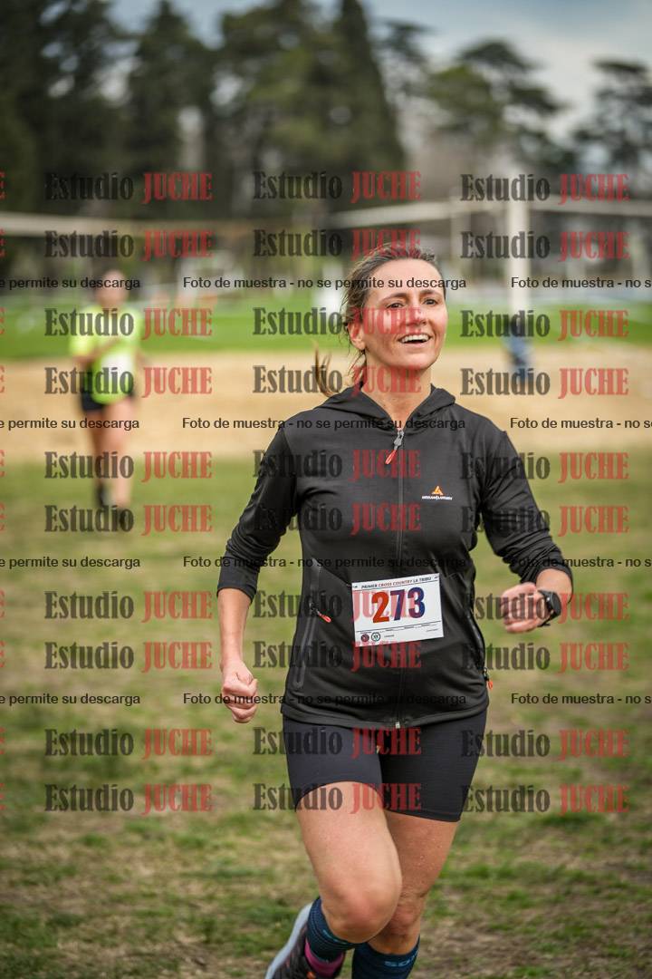 Fotos de la llegada del cross de 6000mts - Running Teams