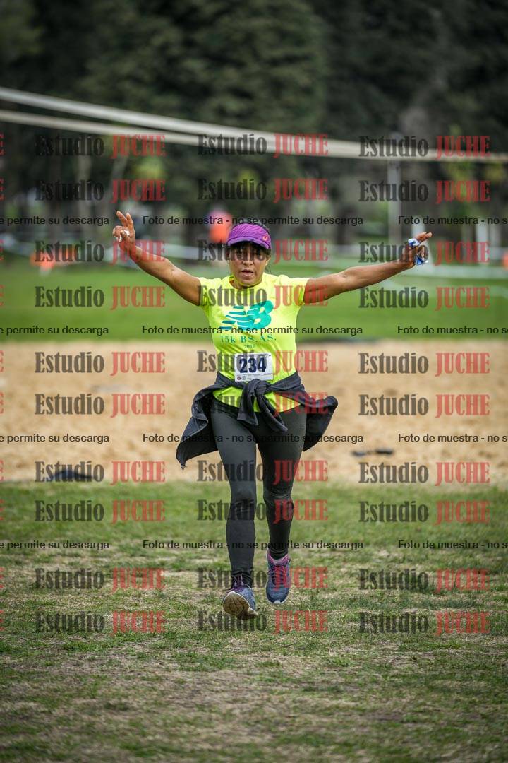 Fotos de la llegada del cross de 6000mts - Running Teams