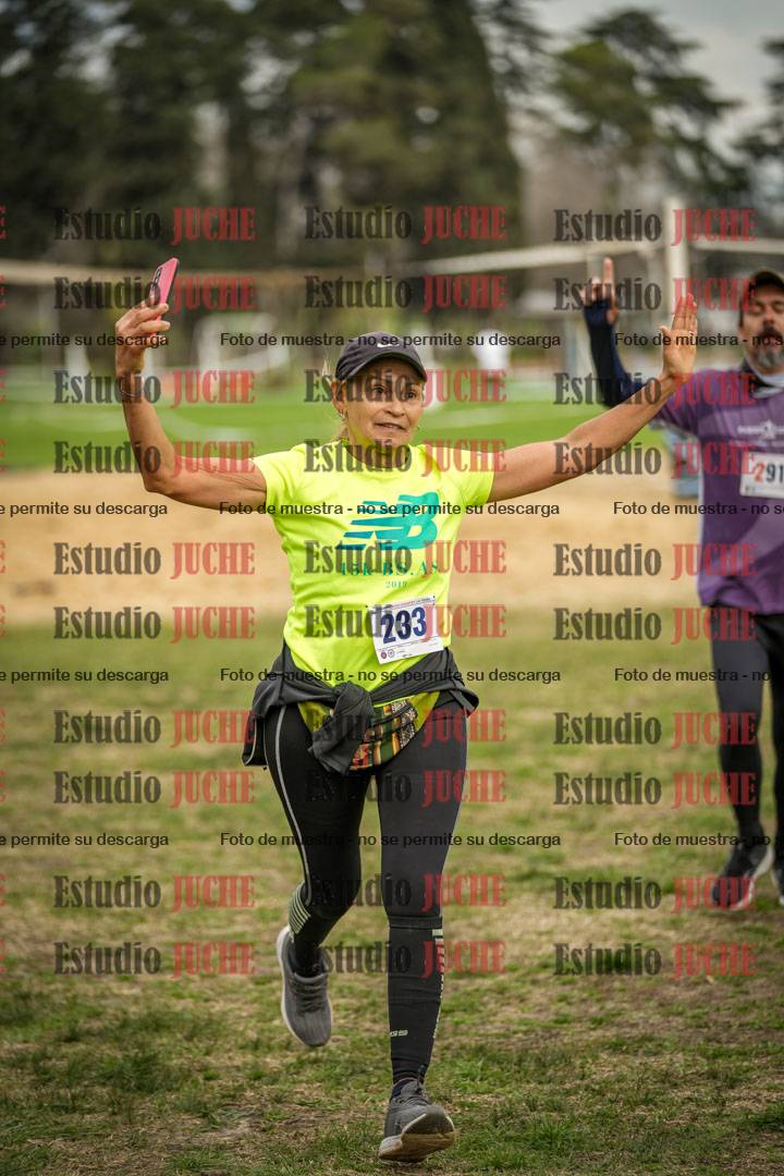 Fotos de la llegada del cross de 6000mts - Running Teams
