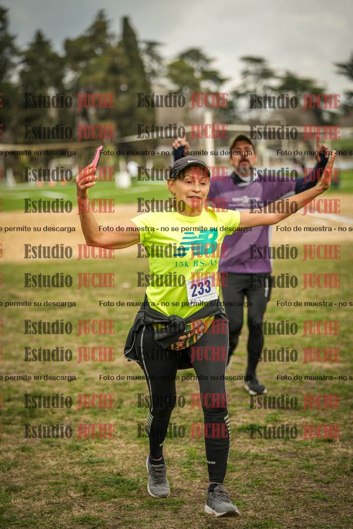 Fotos de la llegada del cross de 6000mts - Running Teams