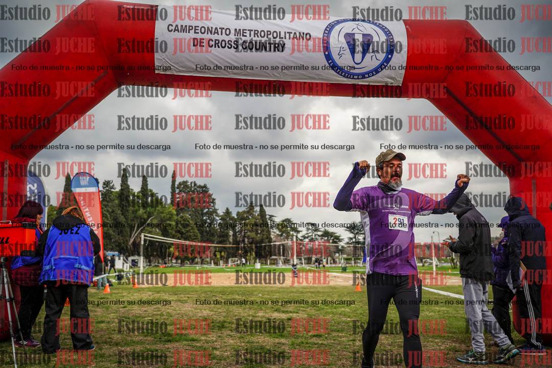 Fotos de la llegada del cross de 6000mts - Running Teams