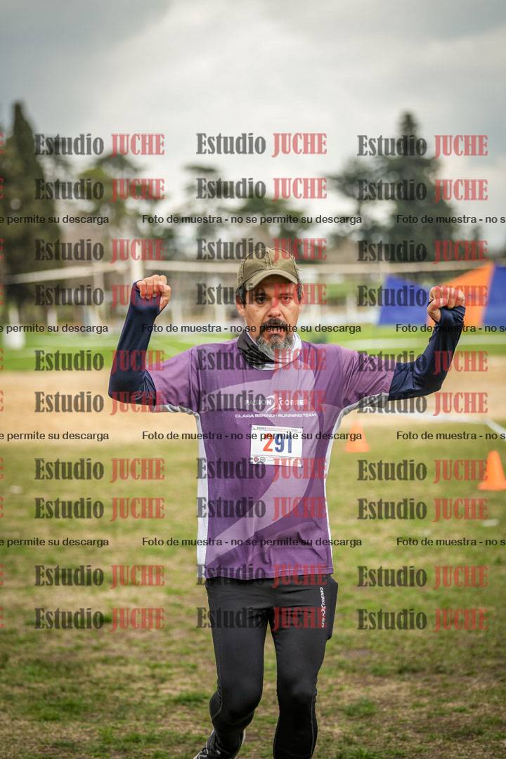 Fotos de la llegada del cross de 6000mts - Running Teams