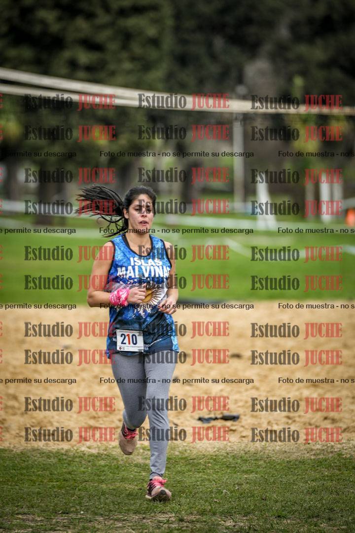 Fotos de la llegada del cross de 6000mts - Running Teams