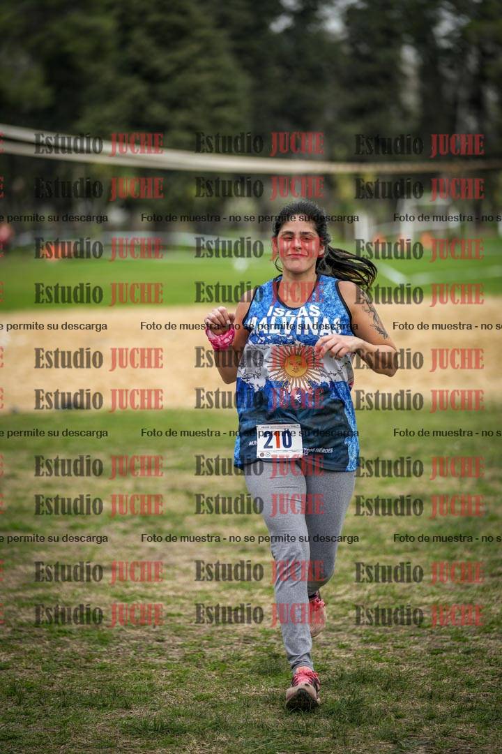 Fotos de la llegada del cross de 6000mts - Running Teams