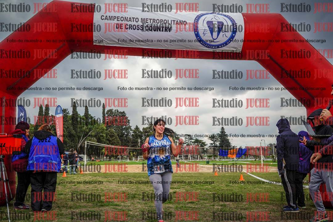 Fotos de la llegada del cross de 6000mts - Running Teams