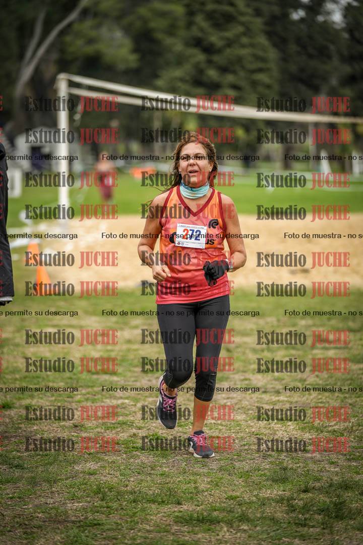 Fotos de la llegada del cross de 6000mts - Running Teams