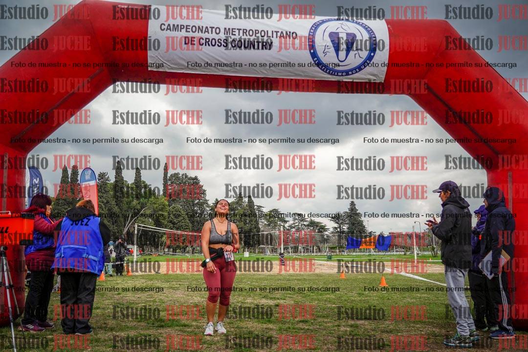 Fotos de la llegada del cross de 6000mts - Running Teams