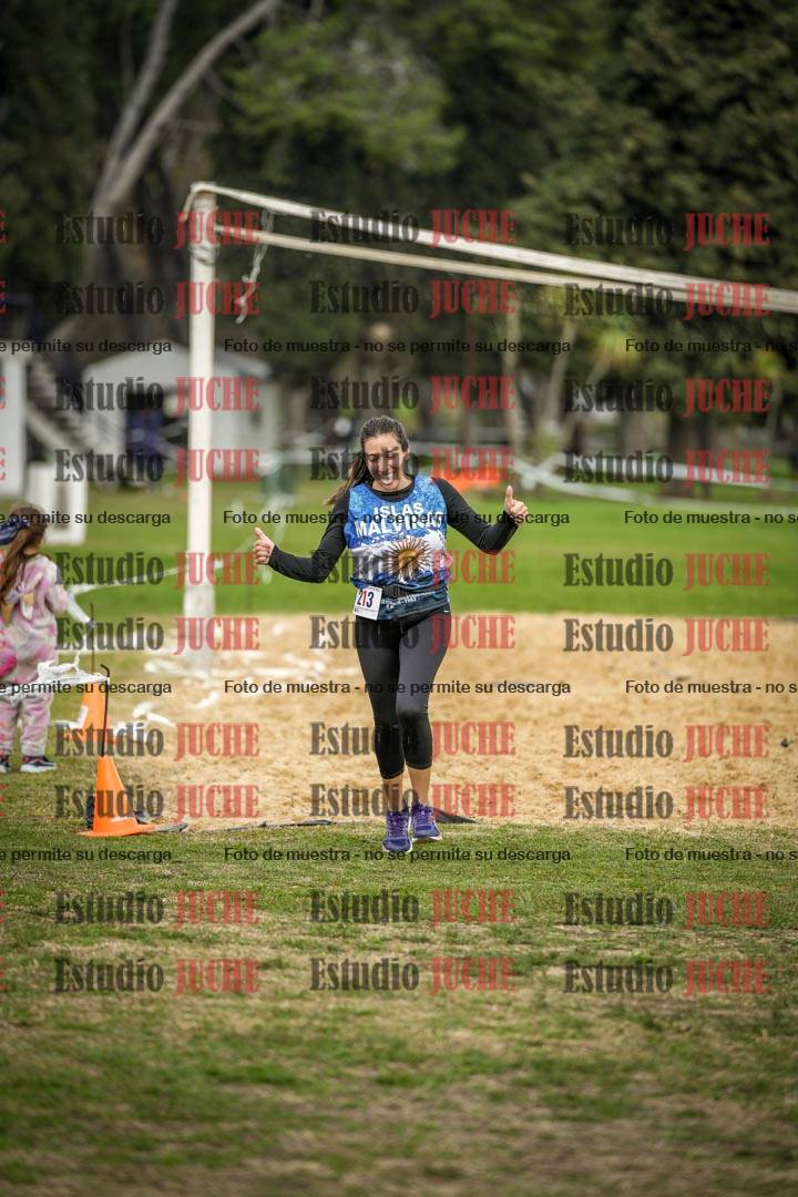 Fotos de la llegada del cross de 6000mts - Running Teams
