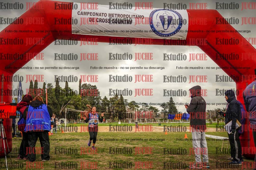 Fotos de la llegada del cross de 6000mts - Running Teams