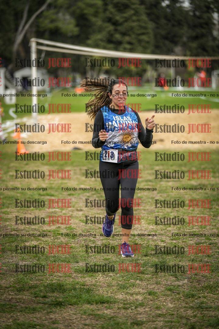 Fotos de la llegada del cross de 6000mts - Running Teams
