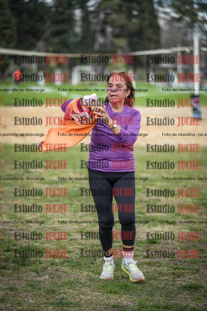 Fotos de la llegada del cross de 6000mts - Running Teams