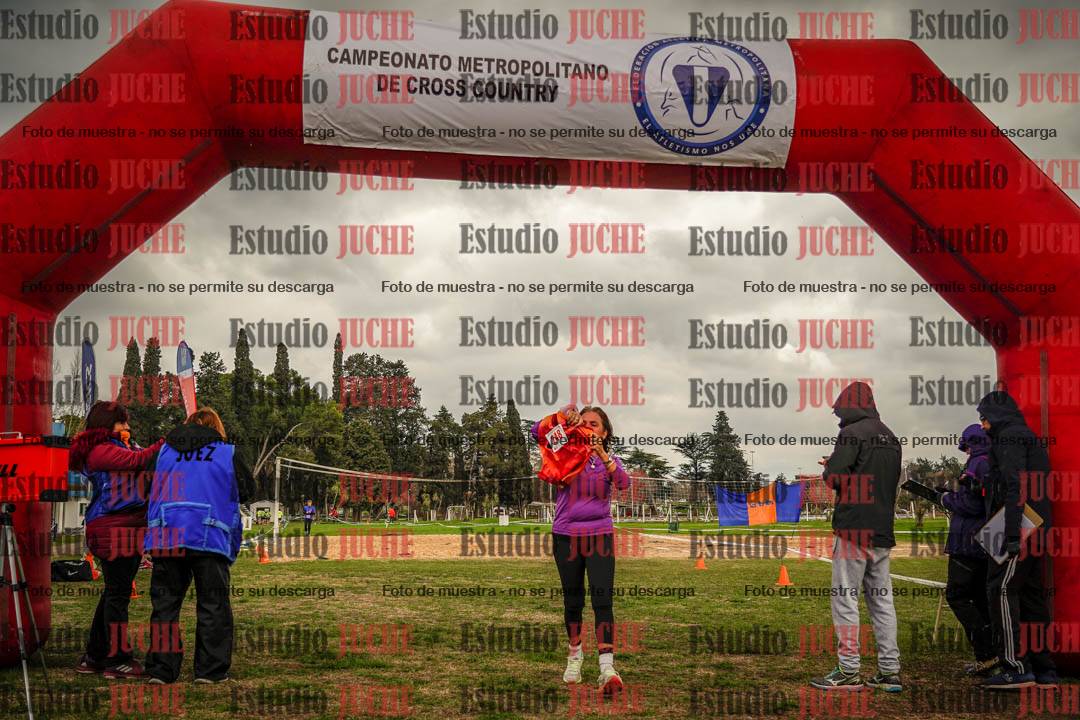 Fotos de la llegada del cross de 6000mts - Running Teams