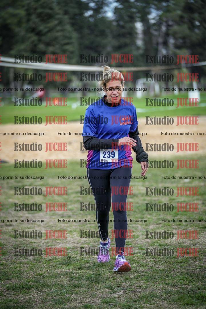 Fotos de la llegada del cross de 6000mts - Running Teams
