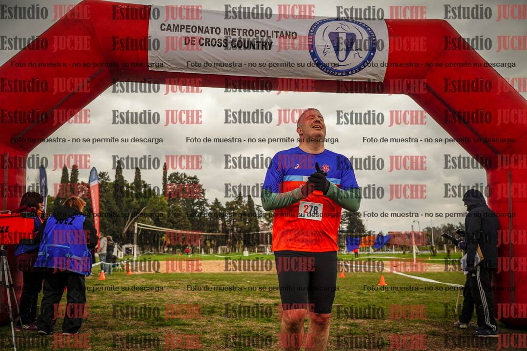 Fotos de la llegada del cross de 6000mts - Running Teams