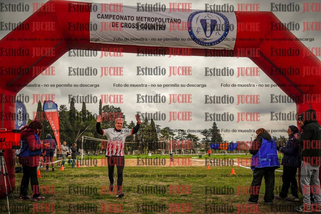 Fotos de la llegada del cross de 6000mts - Running Teams