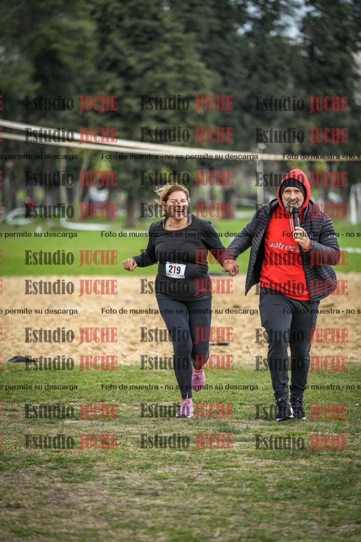 Fotos de la llegada del cross de 6000mts - Running Teams