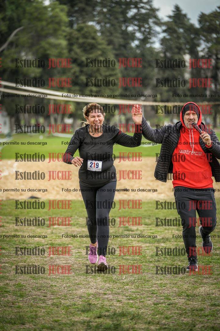 Fotos de la llegada del cross de 6000mts - Running Teams