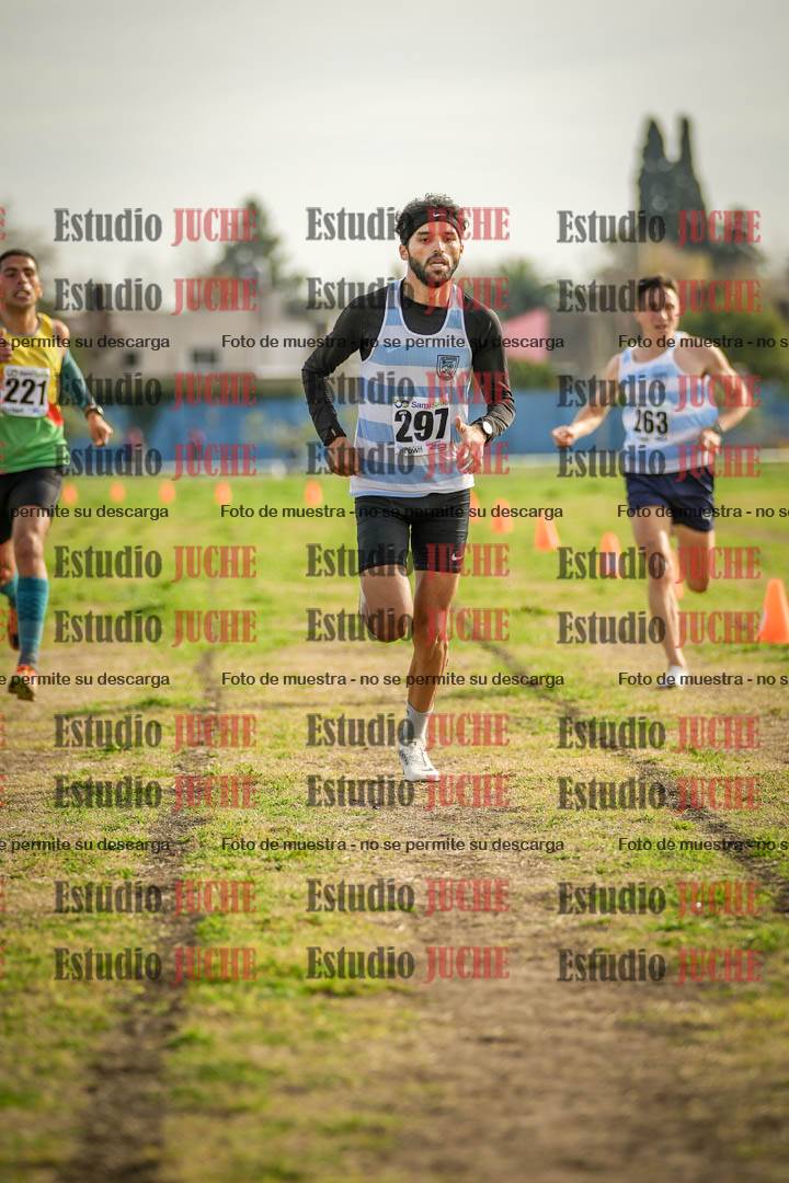 Fotos de la llegada del cross de 4000 m - varones