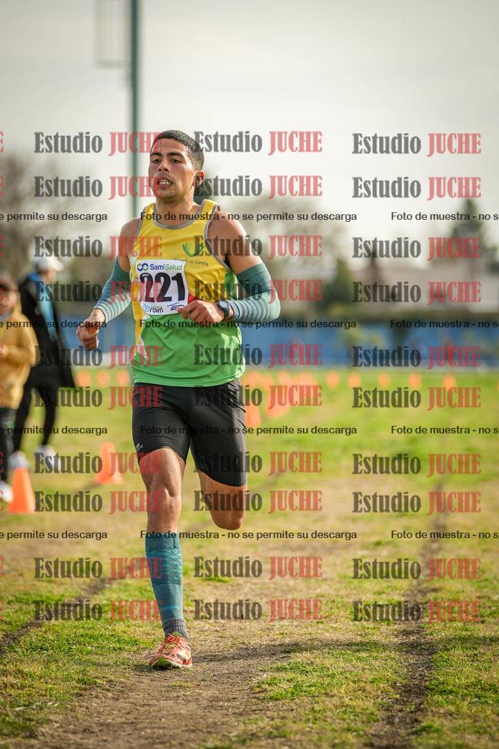 Fotos de la llegada del cross de 4000 m - varones