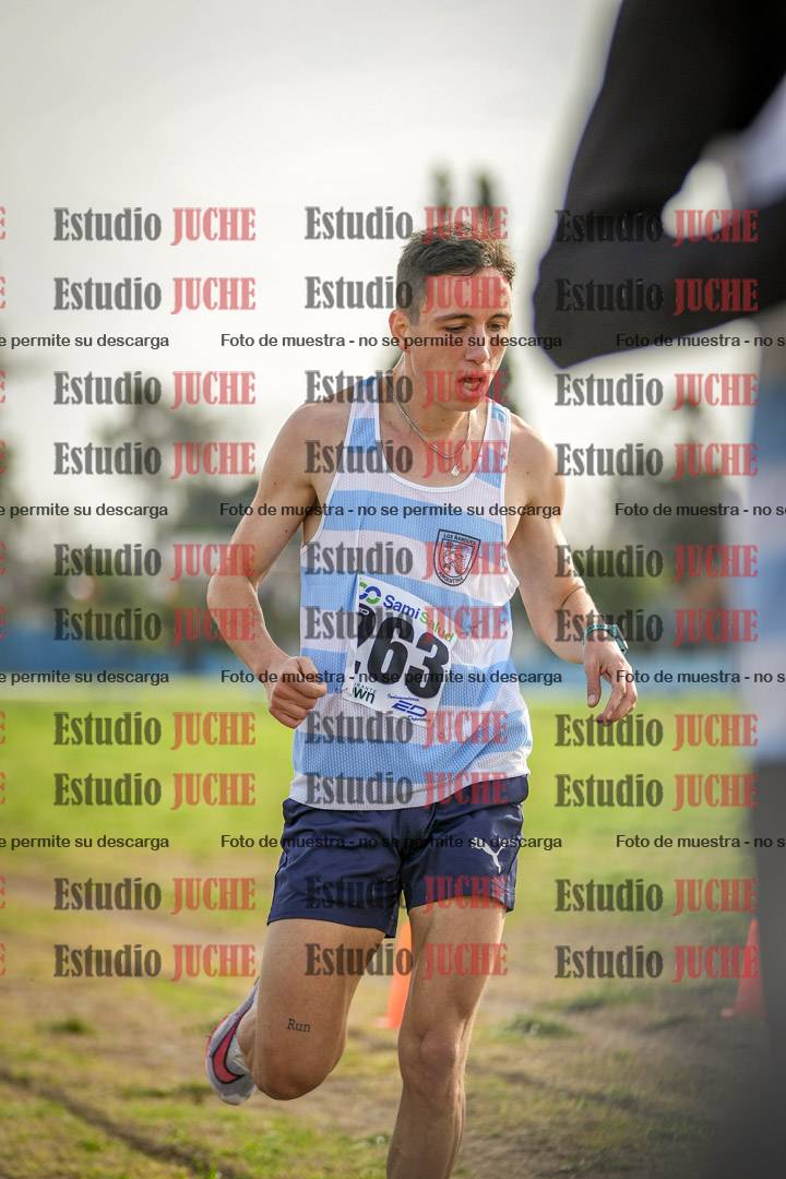Fotos de la llegada del cross de 4000 m - varones